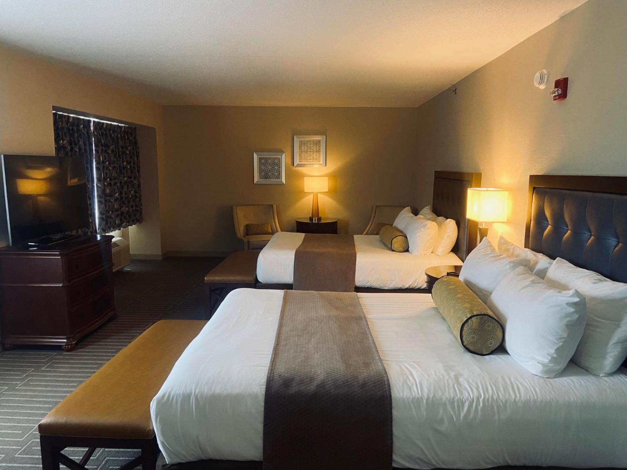 Mountaineer Casino Resort New Cumberland Room photo